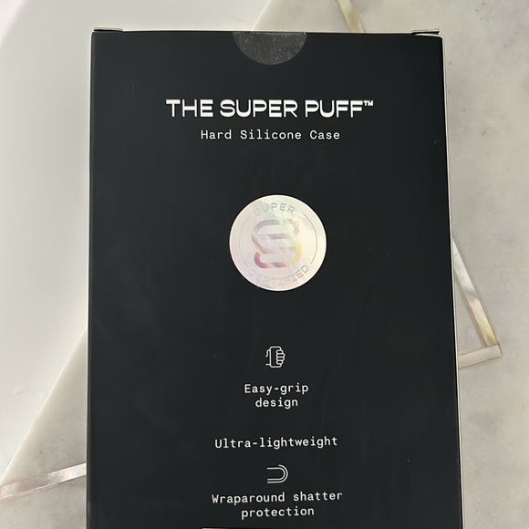 The Super Puff iPhone 14 Pro Case - Picture 4 of 7